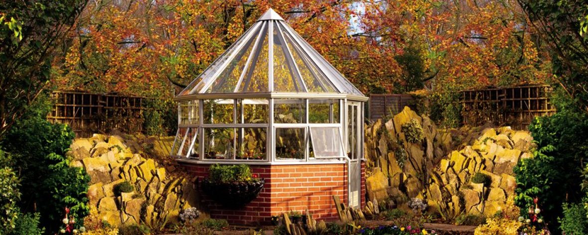 The Octagonal Greenhouse - Hartley Botanic