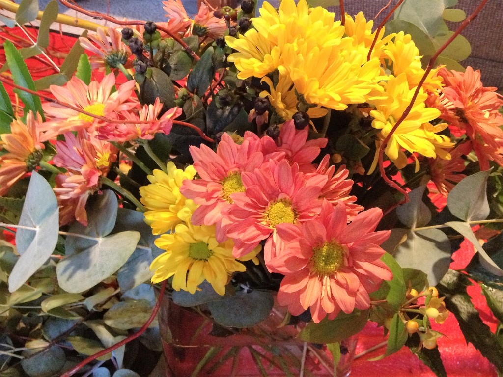 Secrets for Making Cut Flowers Last Longer – volunteers with Random ...